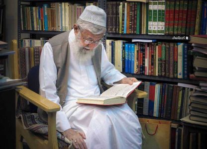 تصویری جدید از رهبر معظم انقلاب اسلامی در کتابخانه شخصی شان