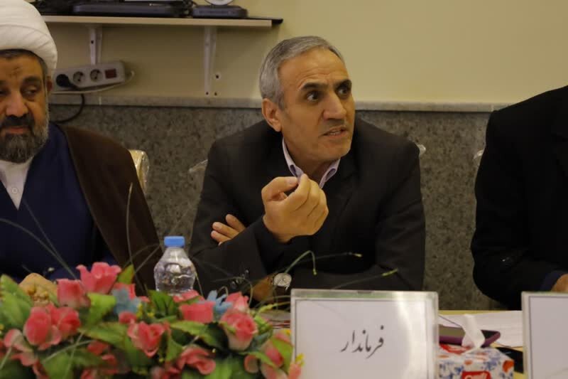 رباط فرماندار رباطکریم: پیگیری مصوبات، شرط تحقق برنامههای توسعهای است - خبرگزاری مهر | اخبار ایران و جهان