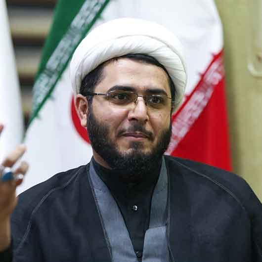 نویسنده کتاب حجره پریا:محمدرضا حدادپور جهرمی