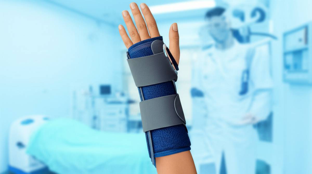 نقد و بررسی ساعد بند و کف بند آتل دار بلند تینور E-30