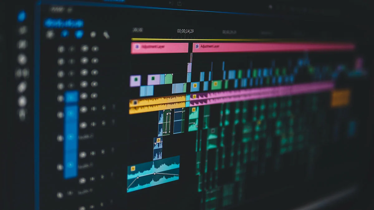 افزایش سرعت و کارآیی ویرایش؛ بهترین شیوه ها و تکنیک های حرفه ای در Premiere Pro